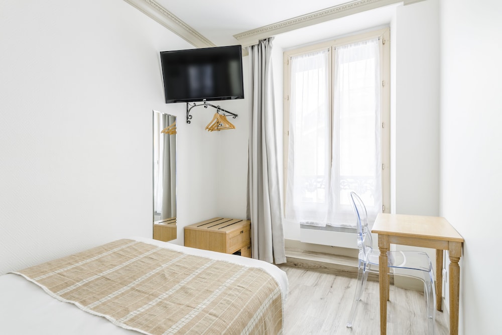HOTEL KORNER MONTPARNASSE 9/50