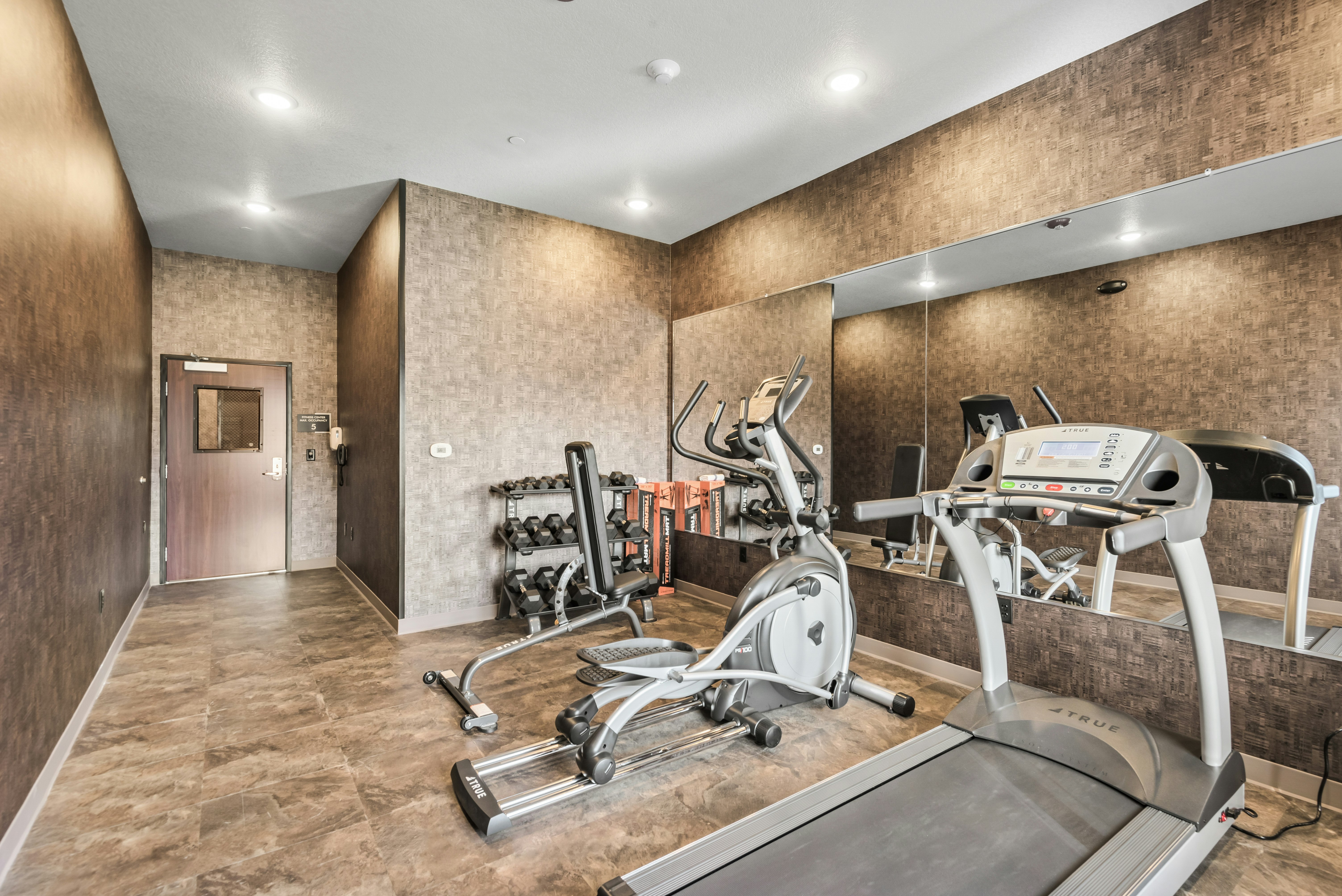Cobblestone Hotel & Suites - Cullman 13/34