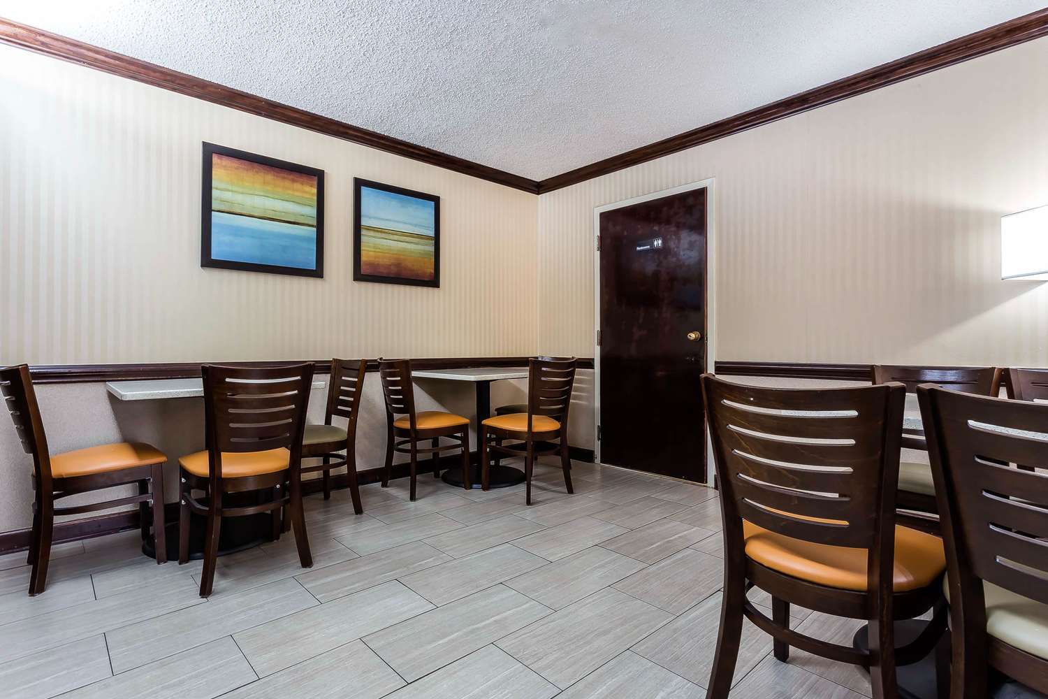 Quality Inn & Suites Mooresville-Lake Norman 13/13