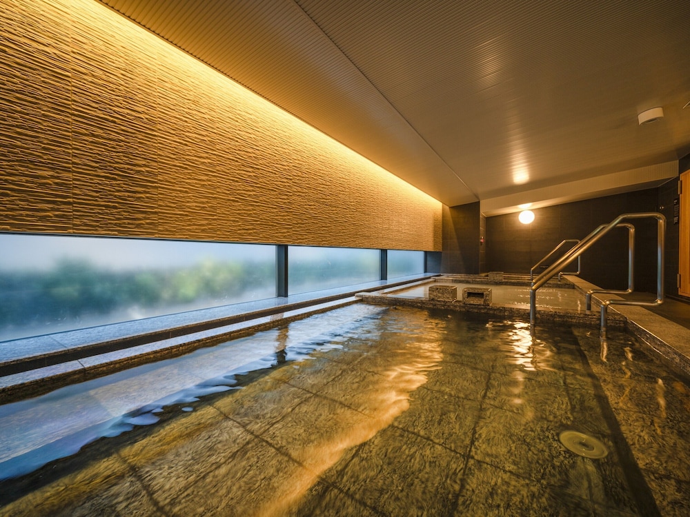 Hotel Emion SAPPORO 24/50