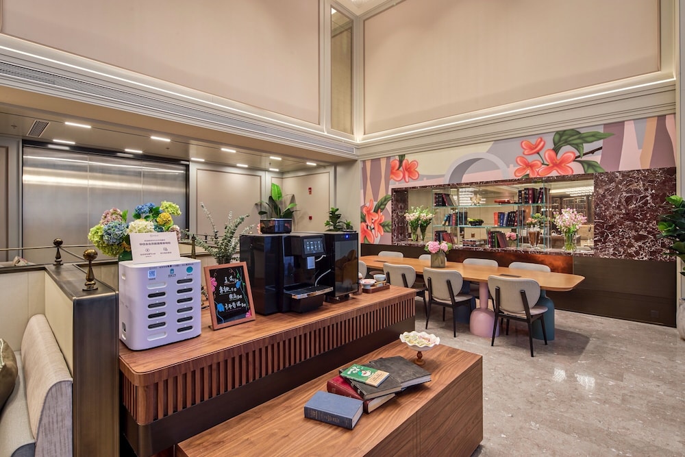 Mercure Hangzhou West Lake Fengqi Road 32/50