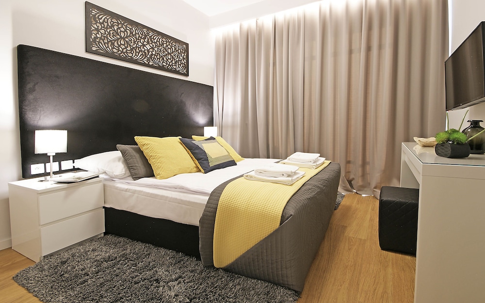 IRS ROYAL APARTMENTS - IRS Neptun Park 17/50