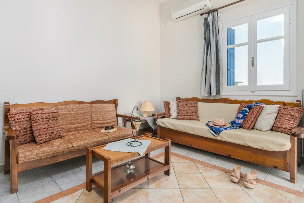 Vivere a Plakes Milos 33/54