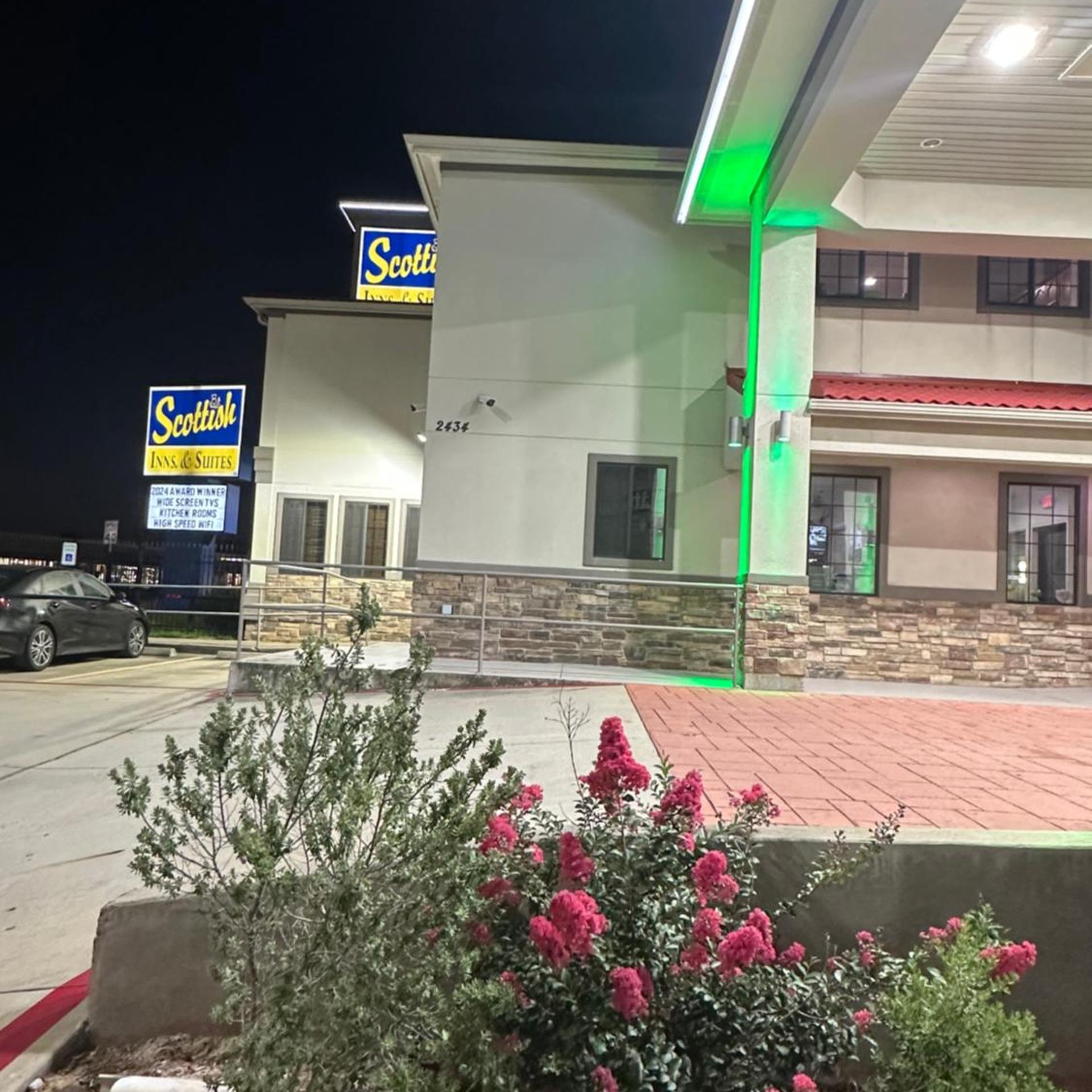 Scottish Inn And Suites 29/53