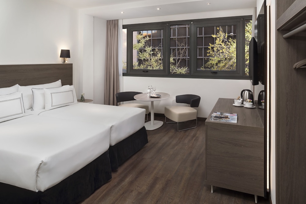 Melia Madrid Serrano 21/71
