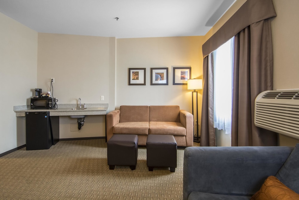 Comfort Suites Saskatoon 26/43