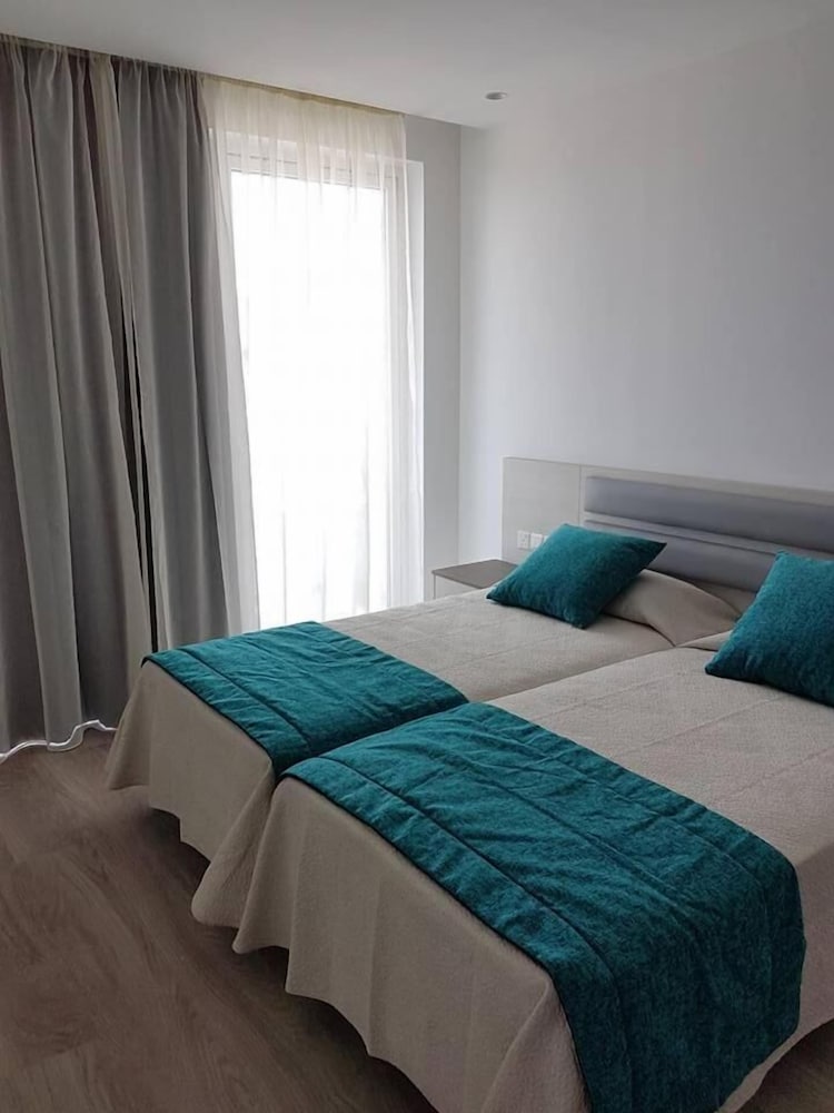 Melini Hotel Suites 14/43