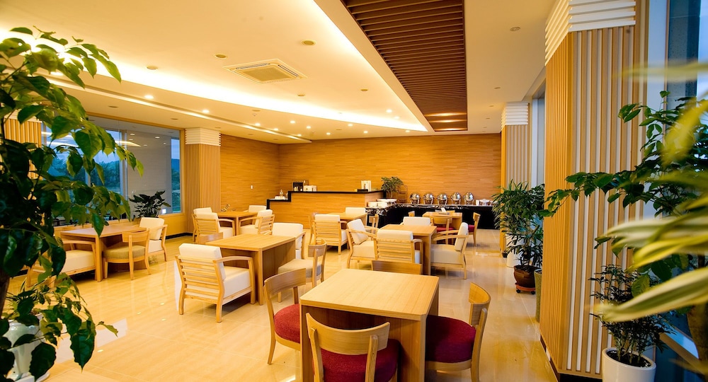 Areumdaun Resort 70/81