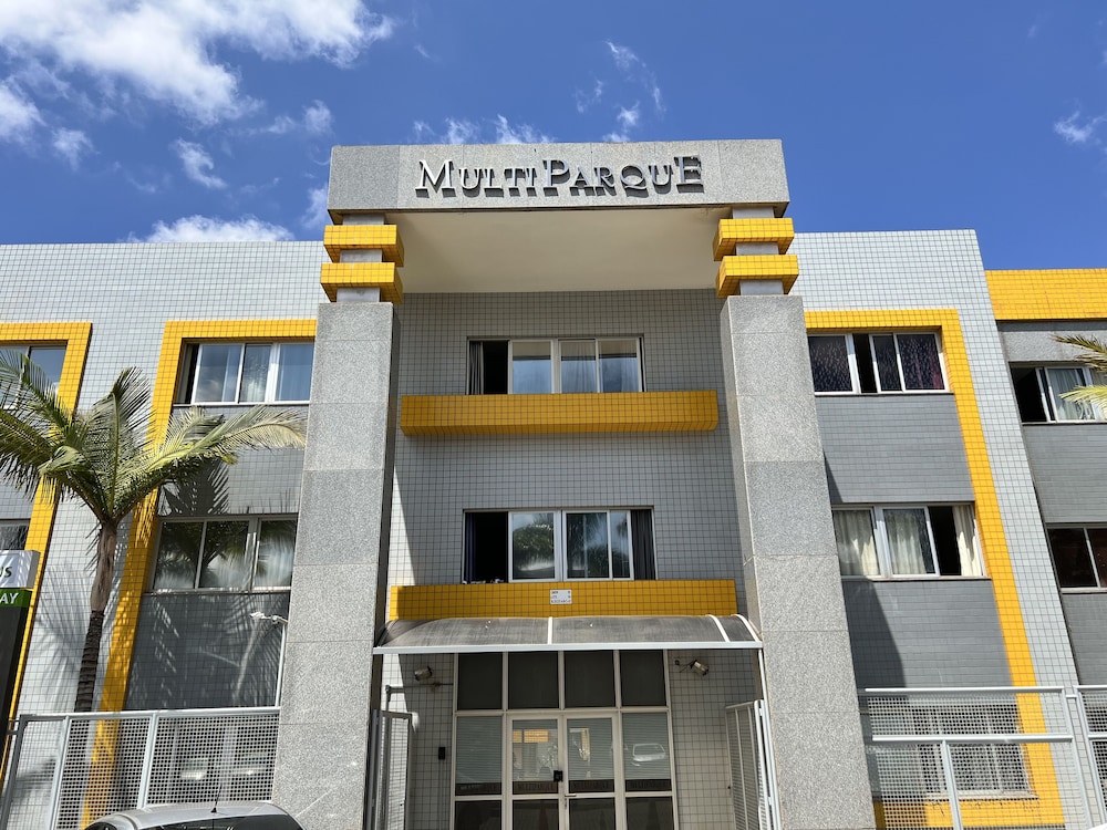 Multiparque Hplus Long Stay 2/54