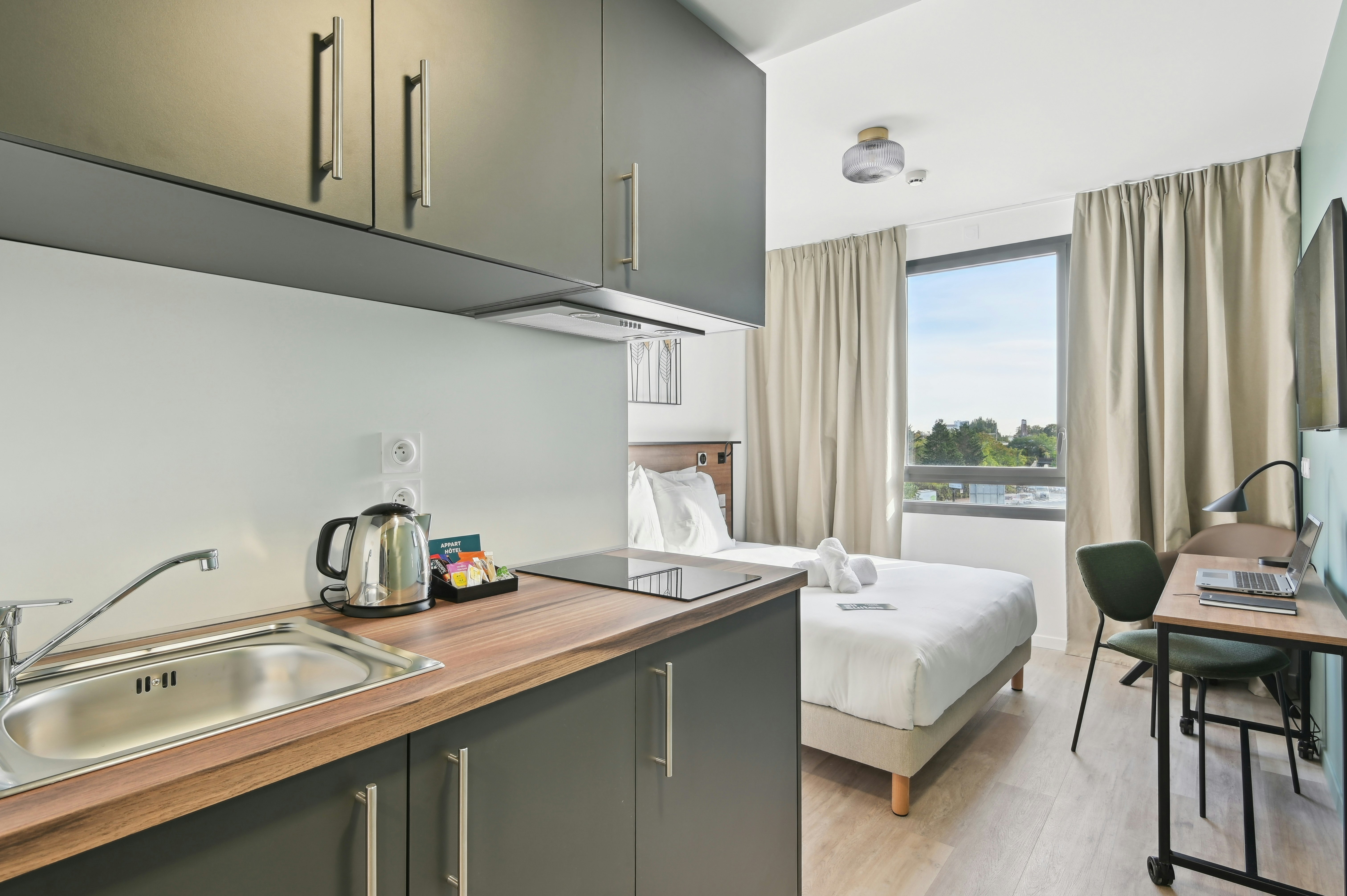 All Suites Appart Hotel Paris Ouest Colombes 36/36