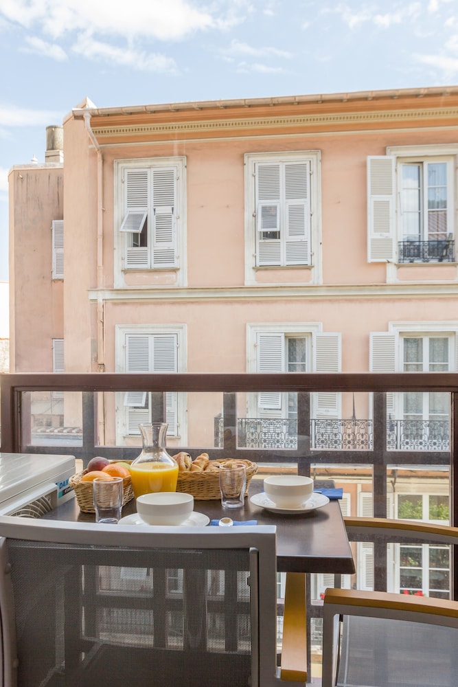 Residence Pierre Vacances Les Citronniers 7/50