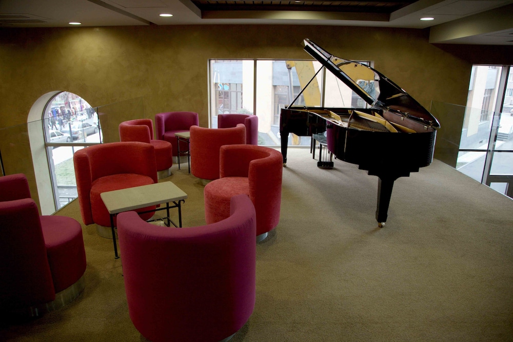 Tufenkian Historic Yerevan Hotel 50/61