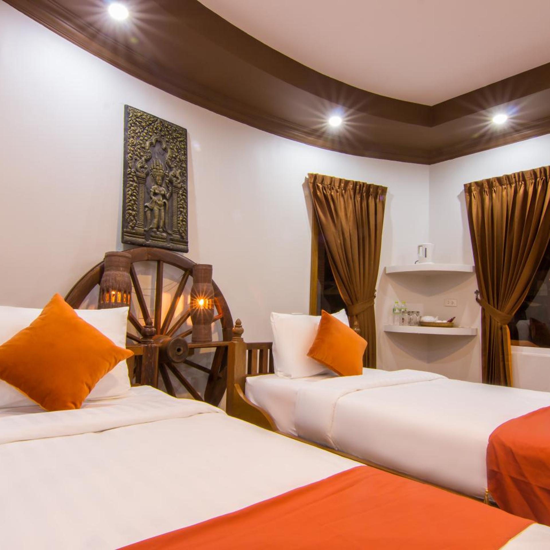 جناح جونيور، Ravorn Villa Boutique 3/9