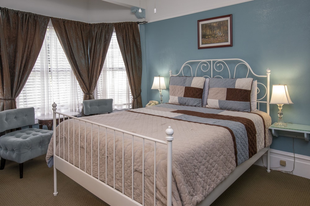 Hayes Valley Inn 36/71