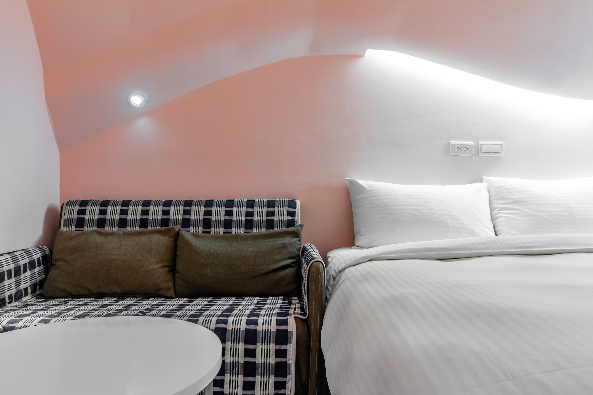 COMFORT, DOUBLE BED