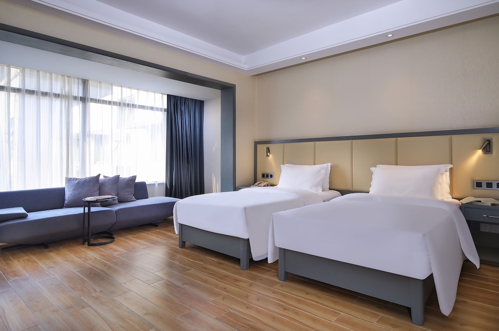 Wing Hotel Guilin - Central Square 20/50