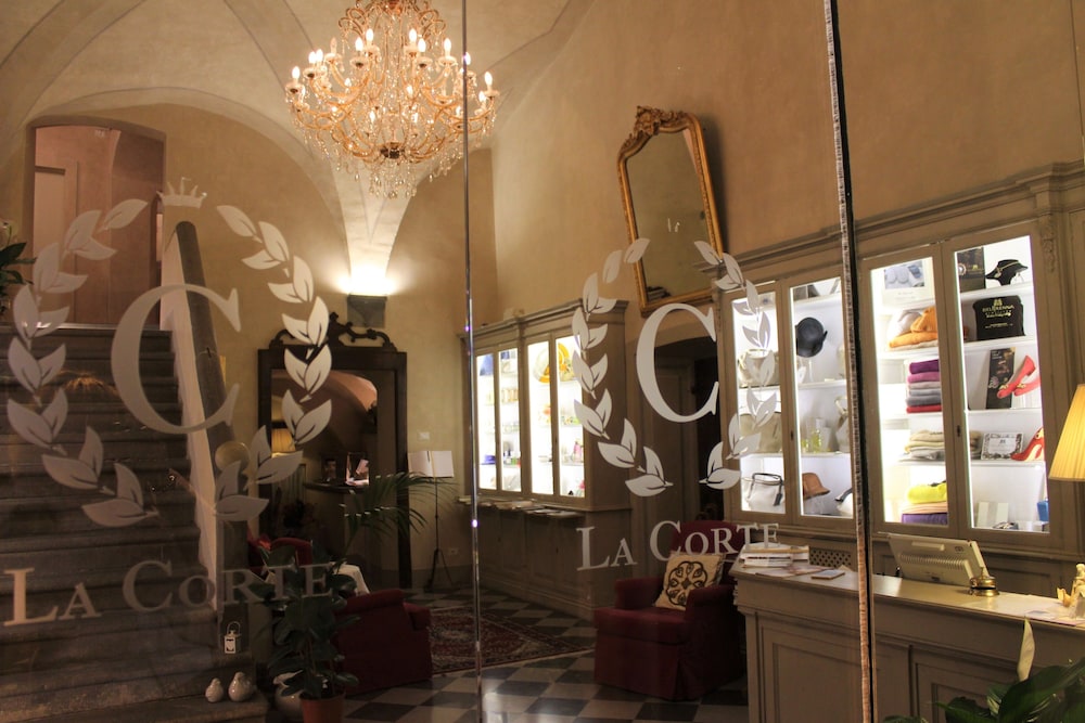 La Corte Di Ambra 8/50