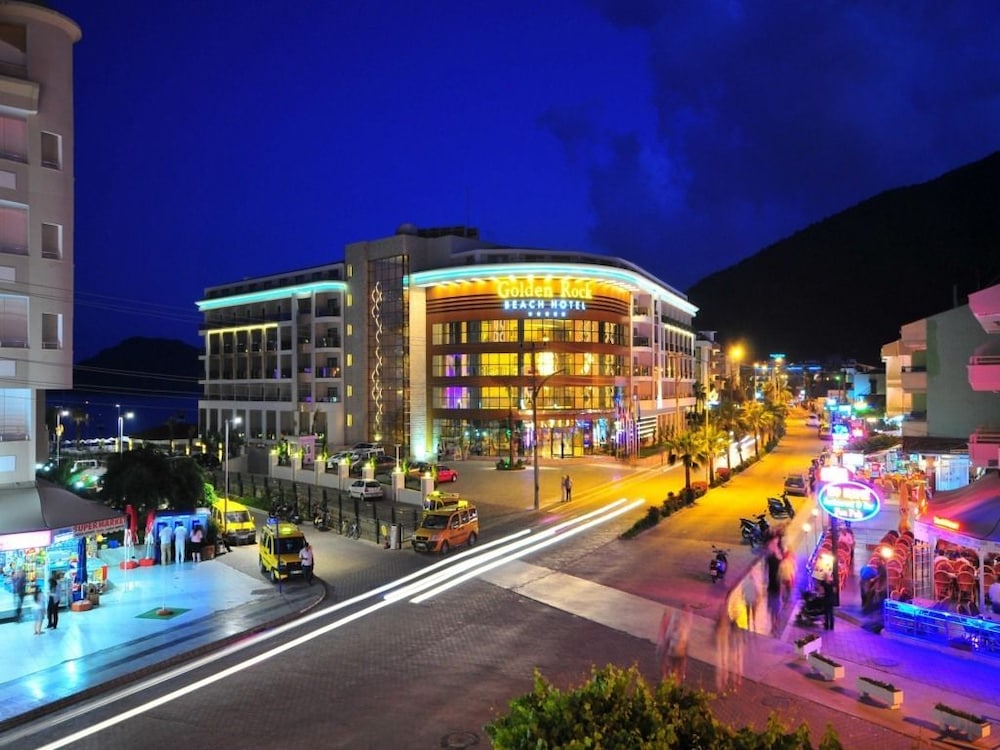 Golden Rock Beach Hotel 3/24