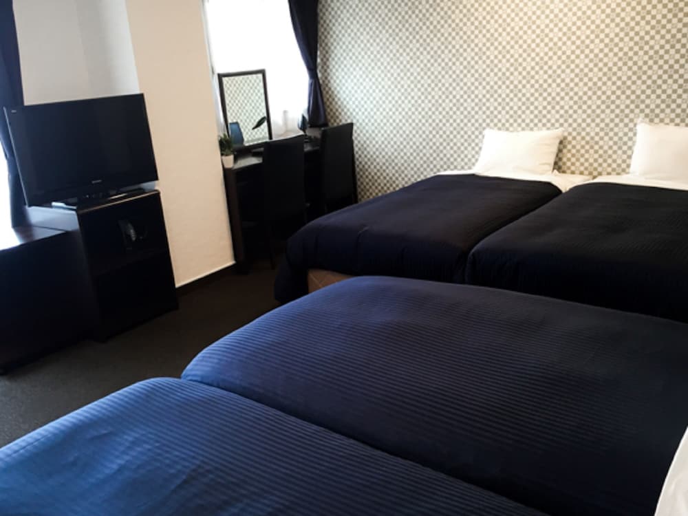 Hotel Livemax BUDGET Fuchu 35/50