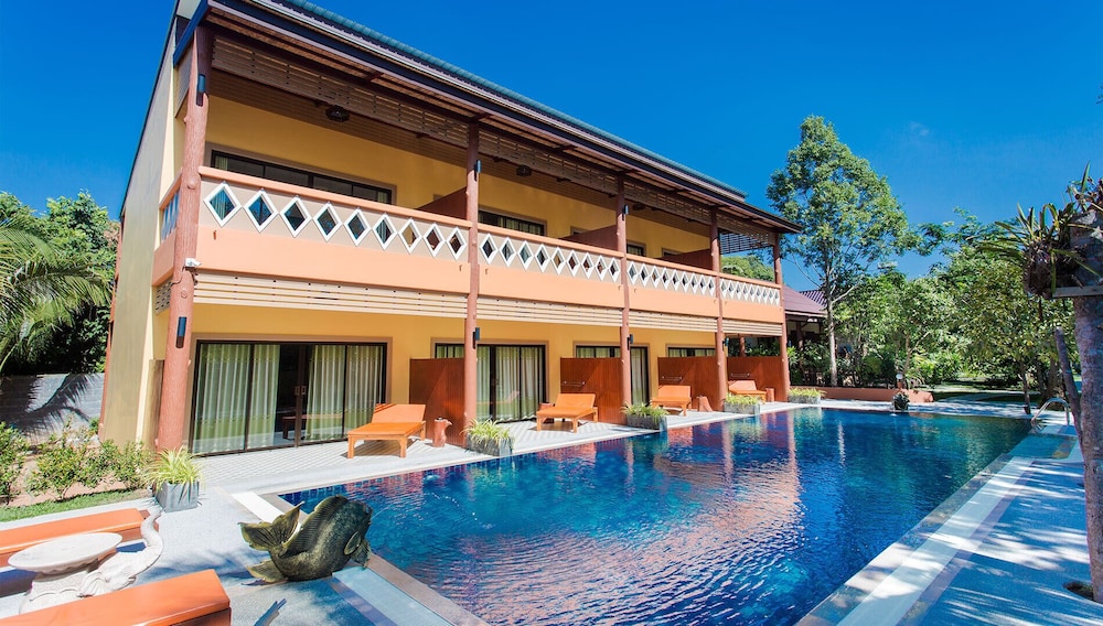 Baan Suan Resort 3/54