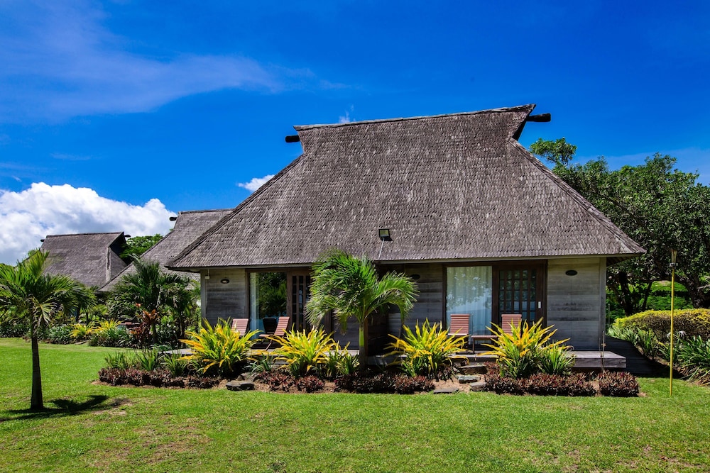 Yatule Resort and Spa 40/50
