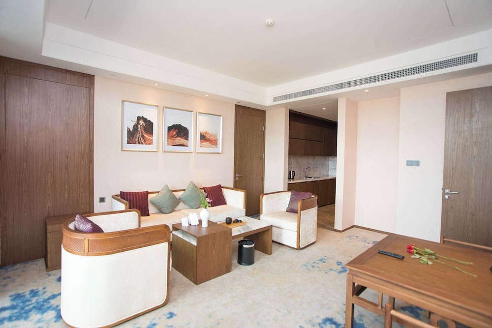 Wyndham Grand Plaza Royale Zhaotong 15/25