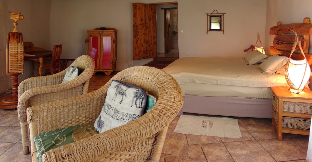 Antbear Lodge 27/50