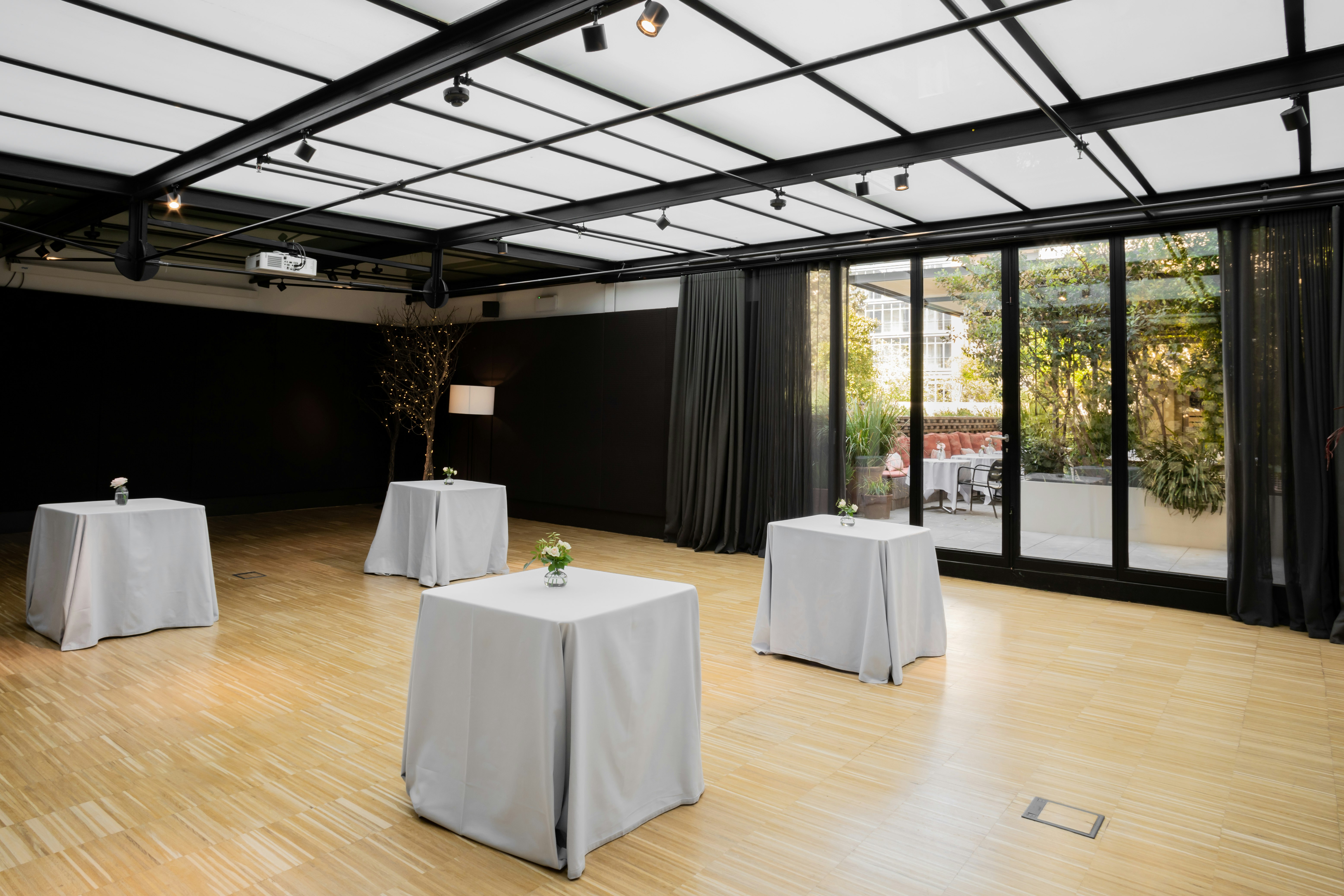Alexandra Barcelona Hotel Curio Collection By Hilton 50/90