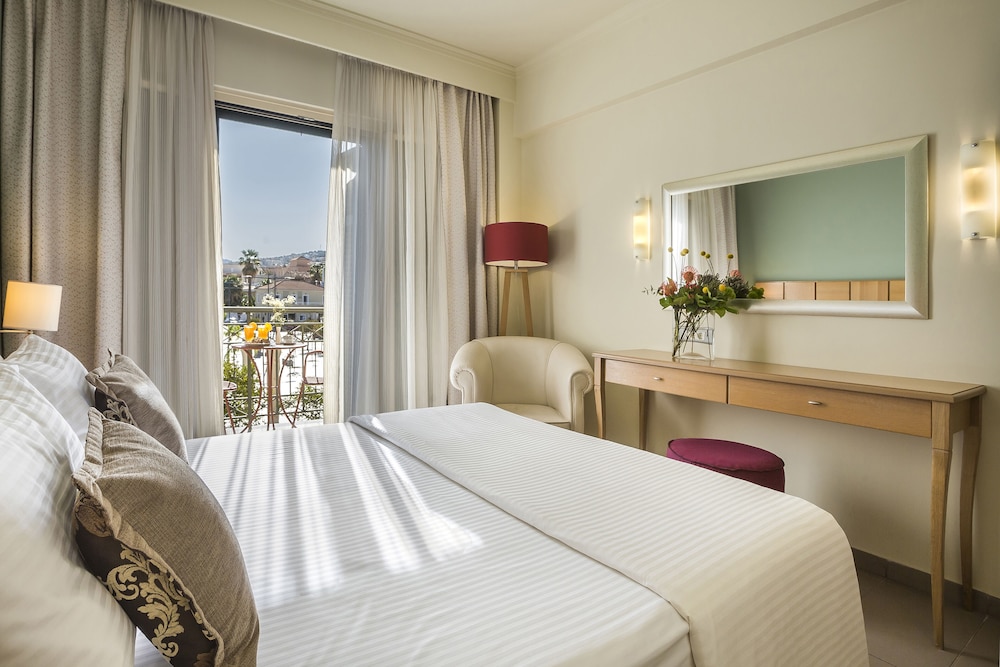 Ionian Plaza Hotel 14/50