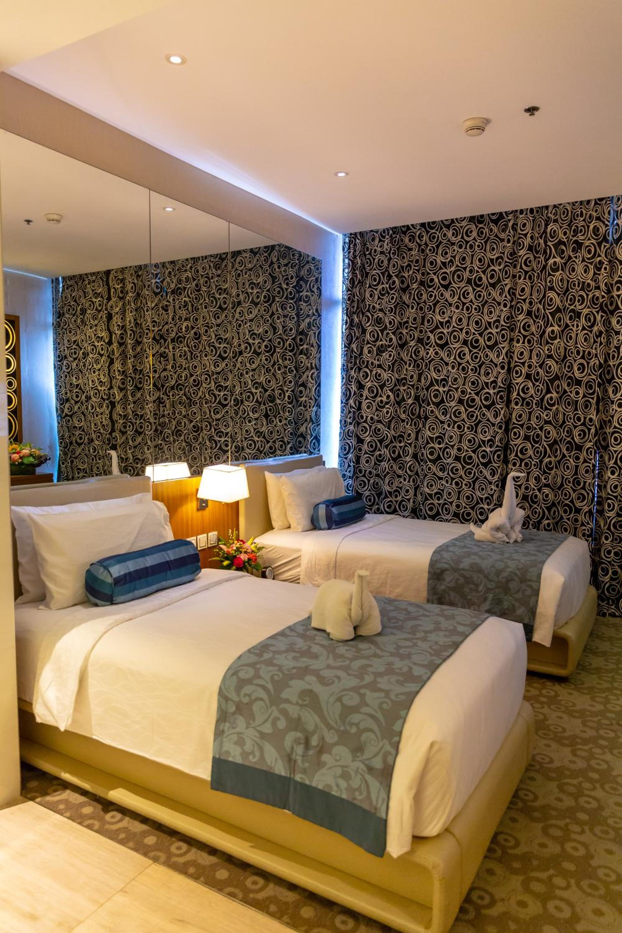 غرفة بسريرين منفصلين بإطلالة، Hotel H2o 4/10