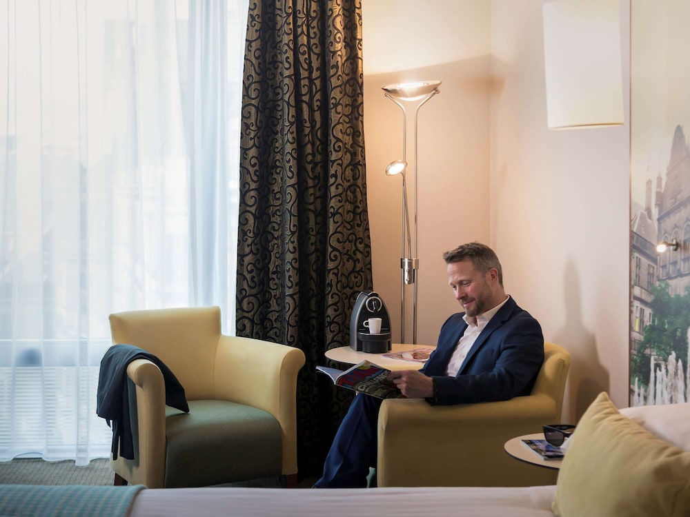 Mercure Sheffield St Paul's Hotel & Spa 37/77