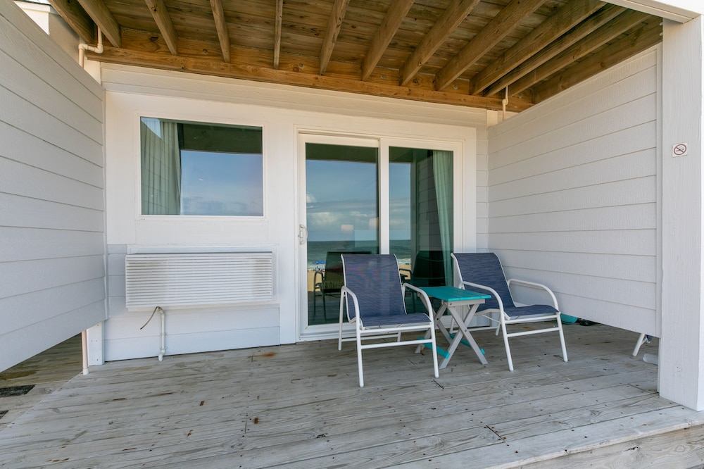 John Yancey Oceanfront Inn 37/66