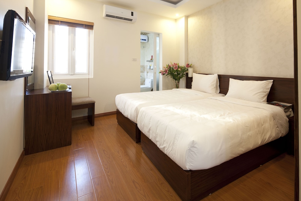 Rising Dragon Legend Hotel 7/31