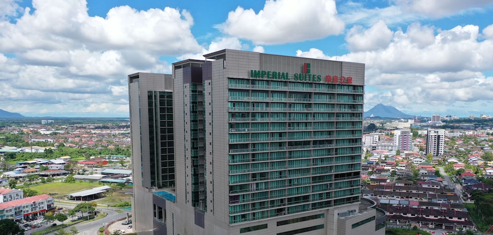 Imperial Suites Serviced Apartment 2/50