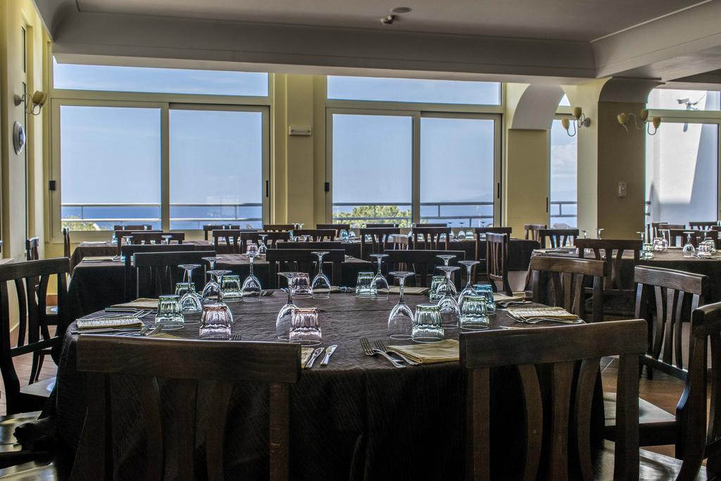 BAIA HOTEL 31/41