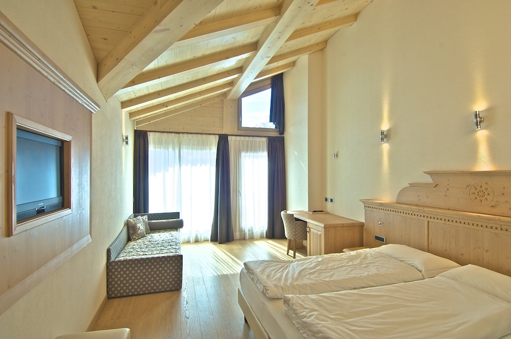 Alba Alpine Hotel 14/71