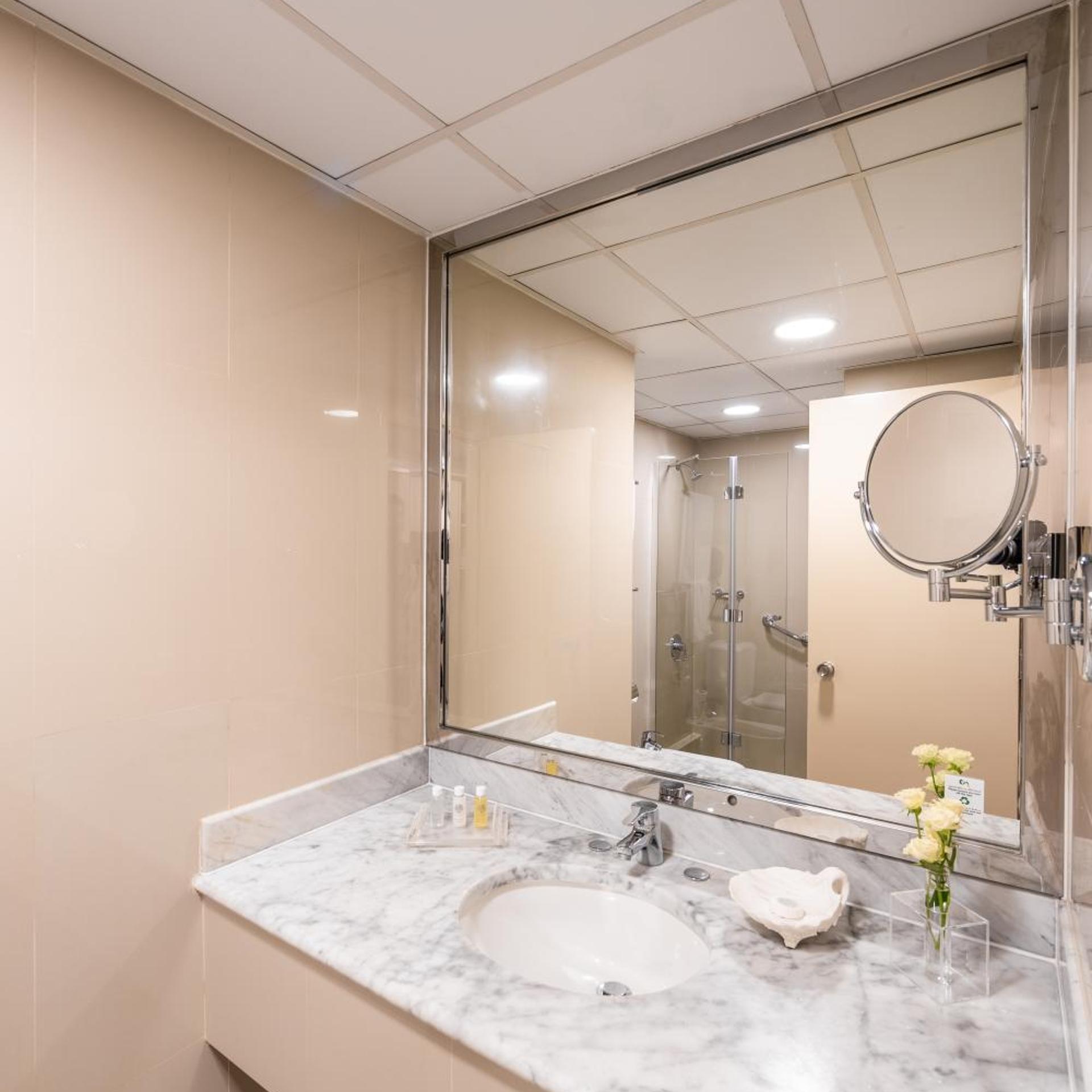 Golden Sands Hotel Apartments 3-5-10