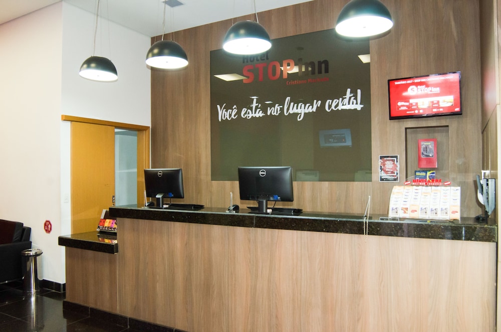 Stop Inn Cristiano Machado 6/45