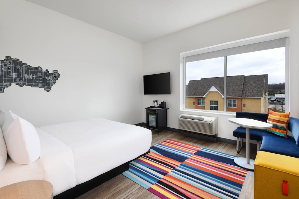 Aloft Cincinnati West Chester 11/42