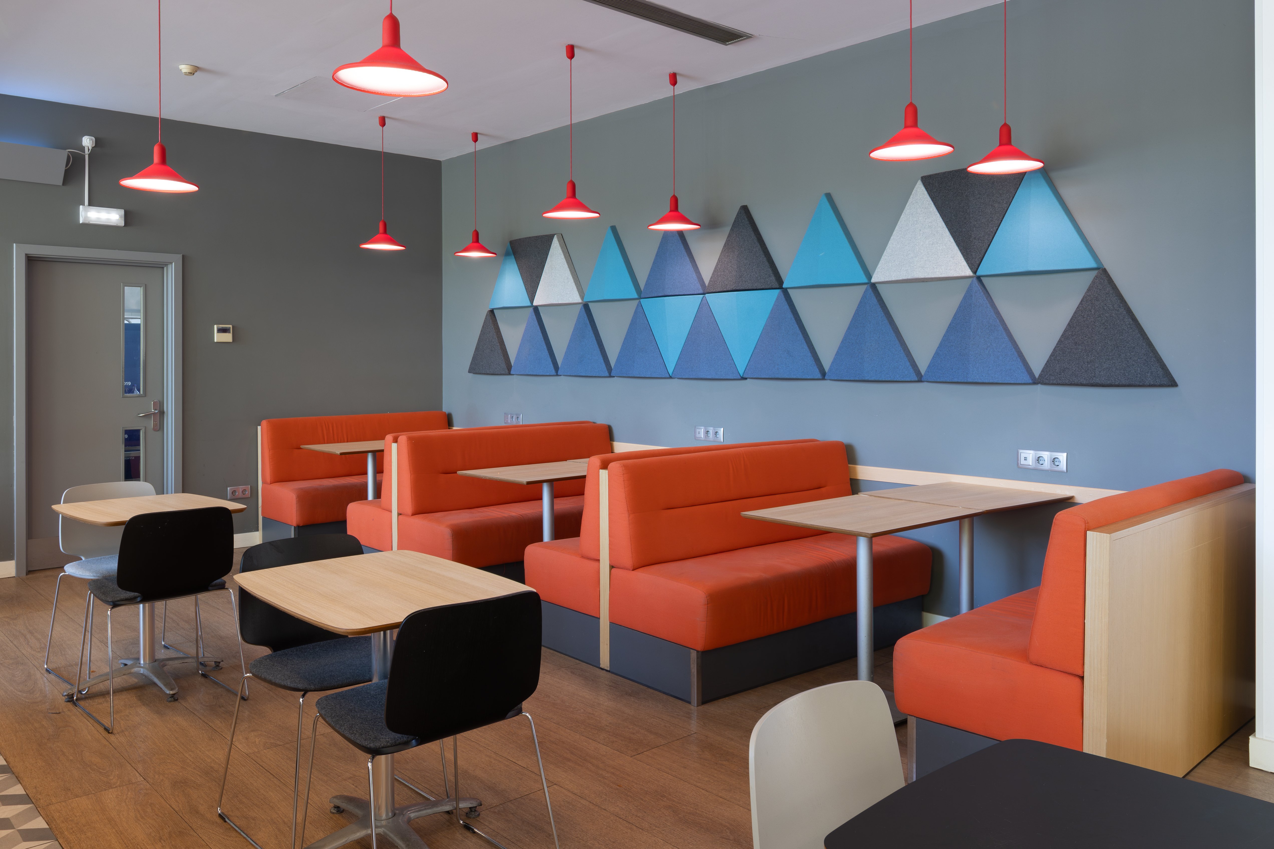 Holiday Inn Express Porto Exponor 56/81