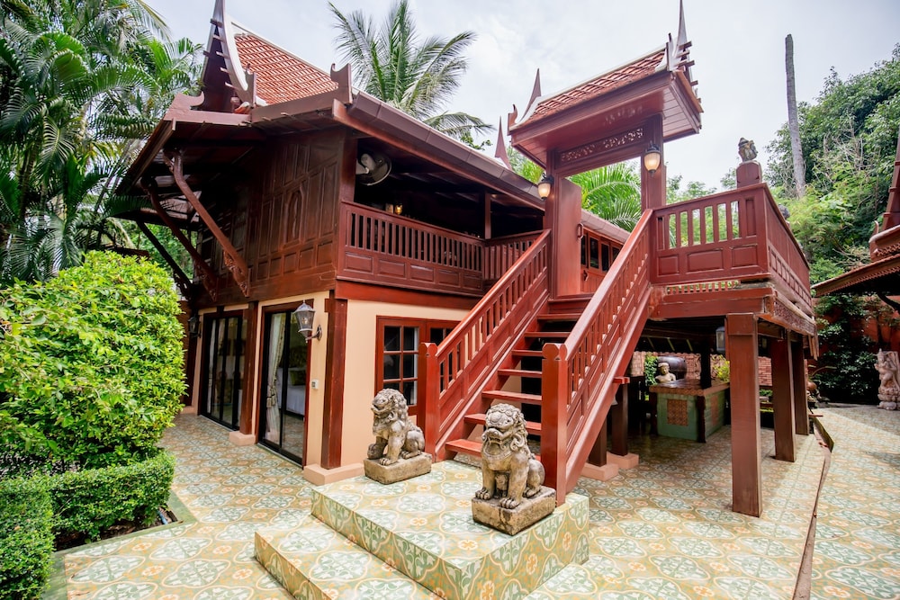 Baan Sang Pathum 37/50