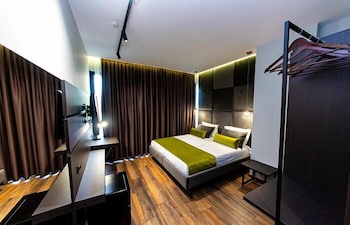 Hotel Apollon 34/64