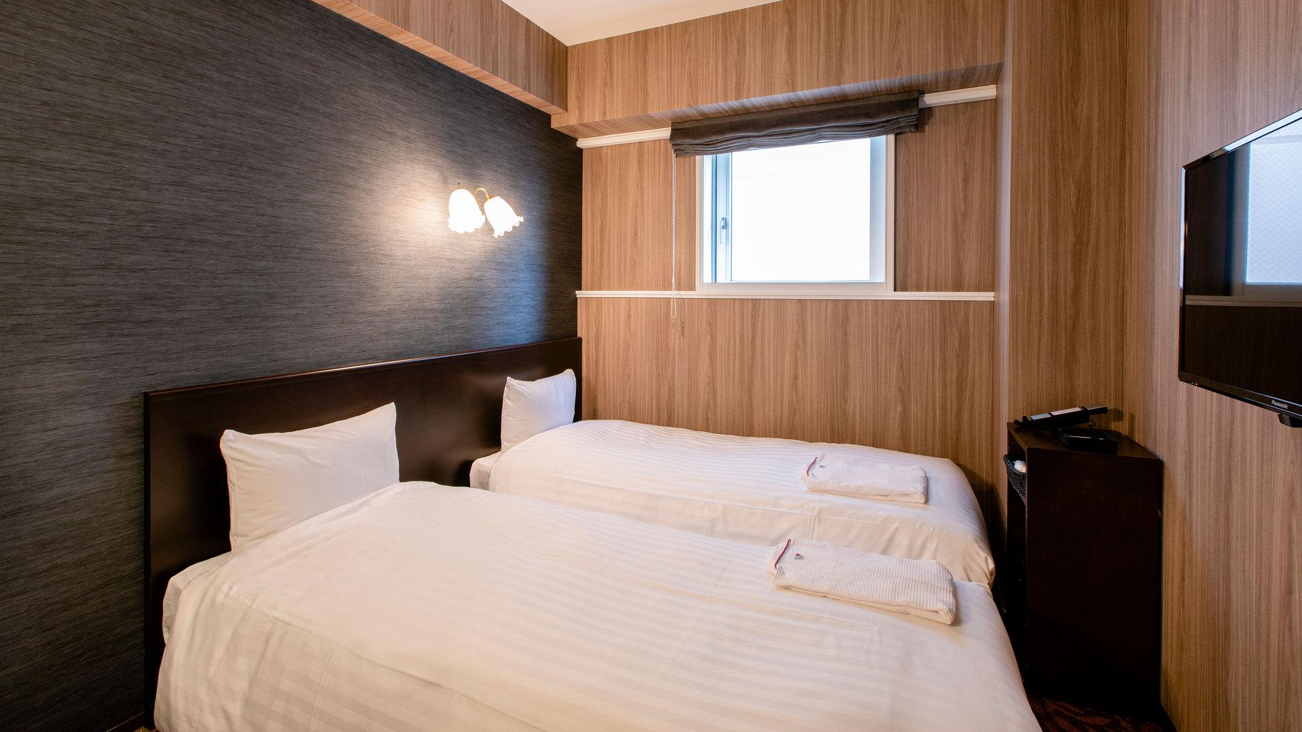 Casual, Twin Beds, City View, Main Building