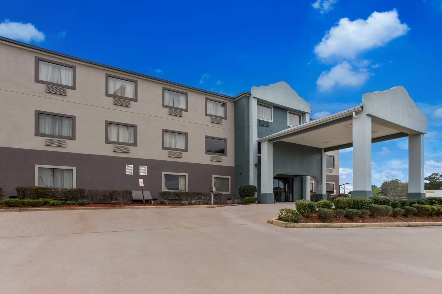 Quality Inn and Suites Pearl-Jackson 2/36