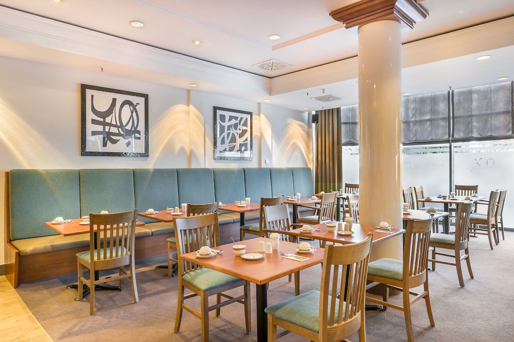 Select Hotel Russelsheim 70/82