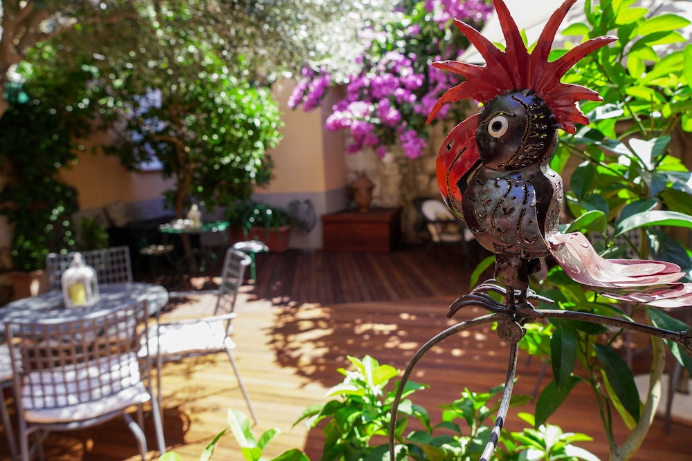 Boutique Guest Accommodation Zephyrus 73/80