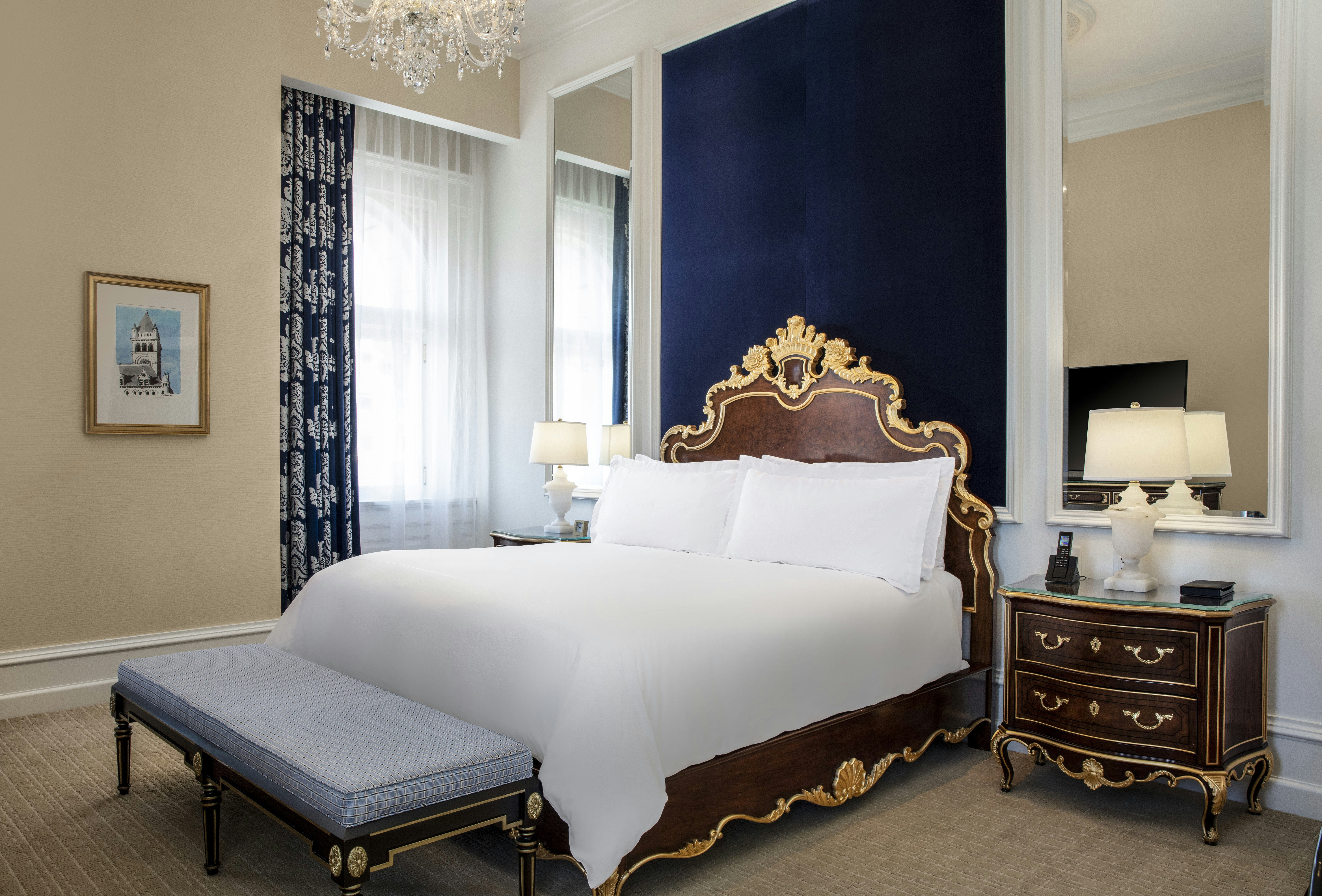 1 BEDROOM, SUITE, KING BED