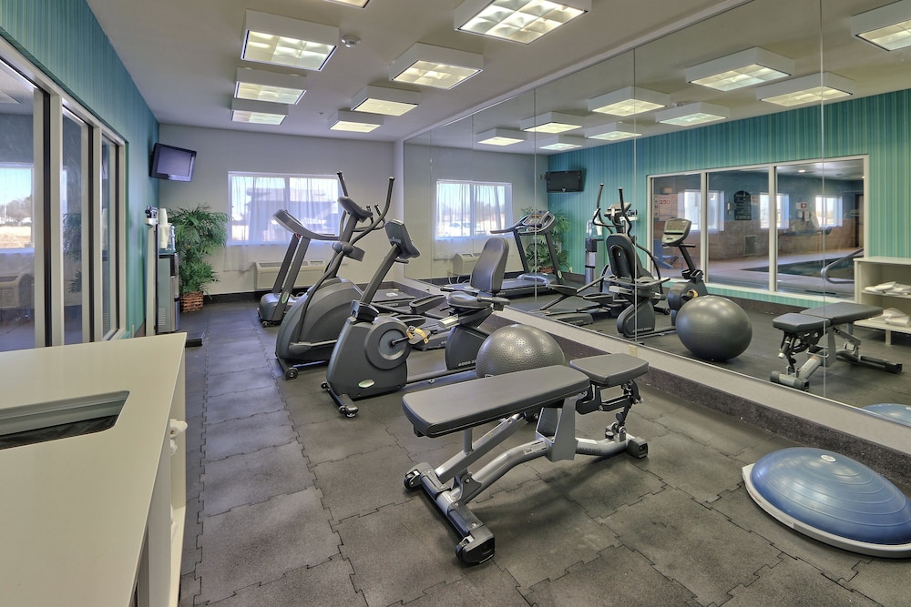 Holiday Inn Express Hotel And Suites Portales 42/70