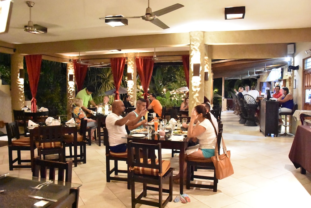 The Falls Resort at Manuel Antonio 55/70