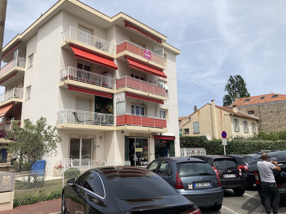 Cannes City B&B 27/37